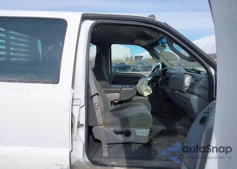 2003 Ford F-350 Lariat/Xl/Xlt z USA, uszkodzony, nr VIN 1FDSW35P63EC01662